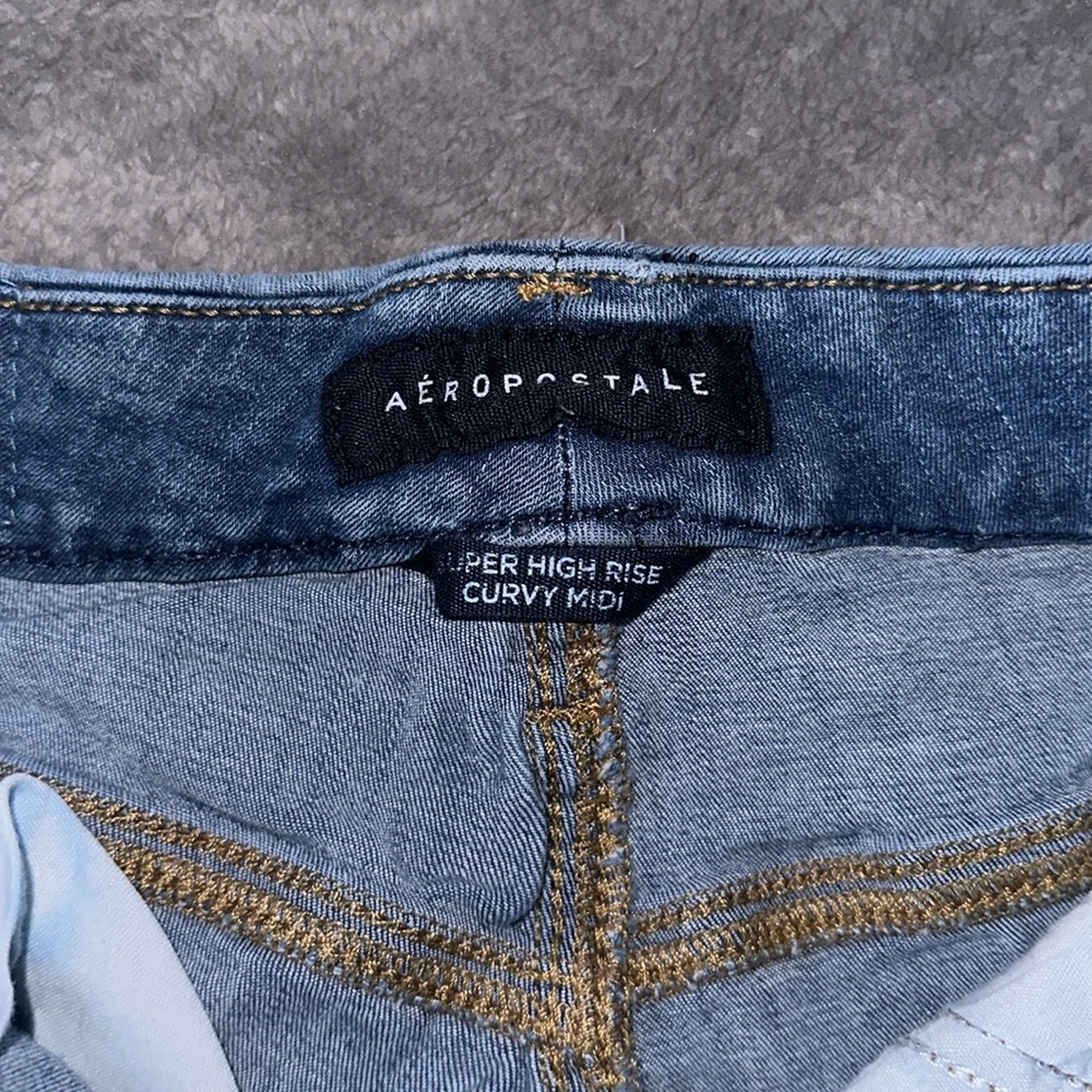 High Rise Stretchy Shorts - Picture 6 of 7